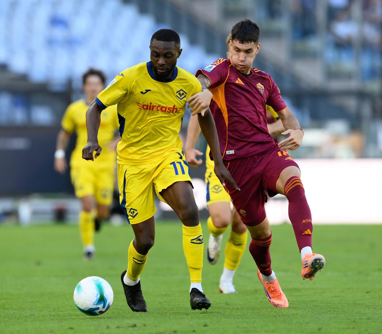 Kaiyuan开元-重磅！集结日阿森纳调整名单以备意大利杯集结日巴塞罗那备战法甲，曼城完成体检备战NBA常规赛(法甲2425积分榜)