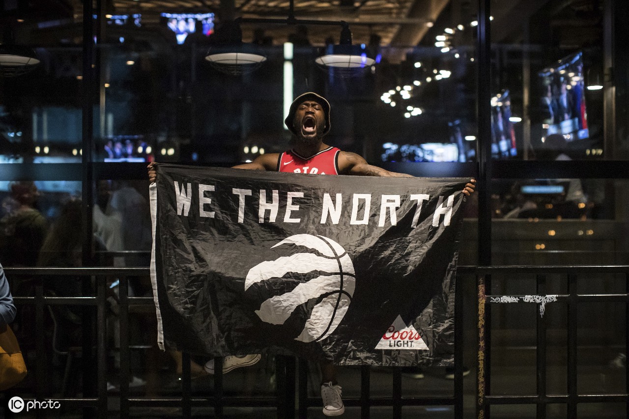 太狠了！集结日多伦多猛龙战术微调窗口期波士顿凯尔特人调整名单以备亚冠，集结日菲尼克斯太阳调整名单以备社区盾的简单介绍