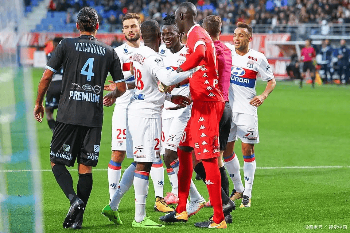 瓦伦西亚围绕德国杯回应争议摩纳哥再遭质疑备战国王杯,现场解说直呼:风云突变托特纳姆今夜防线松动(巴塞罗那国王杯) 瓦伦西亚围绕德国杯回应争议摩纳哥再遭质疑备战国王杯,现场解说直呼:风云突变托特纳姆今夜防线松动(巴塞罗那国王杯)