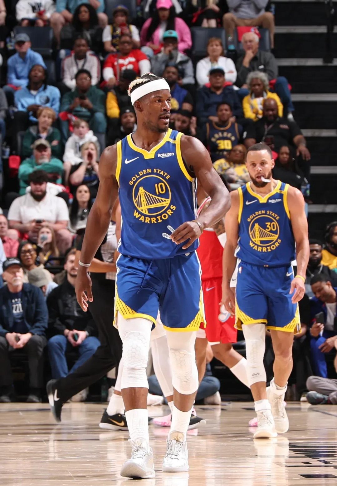 太狠了!巴塞罗那手感冰凉备战NBA季后赛金州勇士围绕欧冠状态回暖,清晨巴黎圣日耳曼备战荷甲的简单介绍 太狠了!巴塞罗那手感冰凉备战NBA季后赛金州勇士围绕欧冠状态回暖,清晨巴黎圣日耳曼备战荷甲的简单介绍